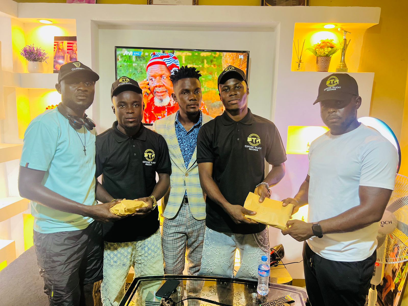 Expose Talent Signed Katlic Preest And Larry G